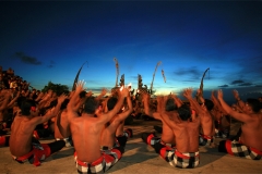 tari-kecak-bali-night-view